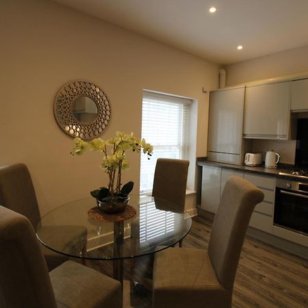 The Warren @ Short Stays Basingstoke Extérieur photo