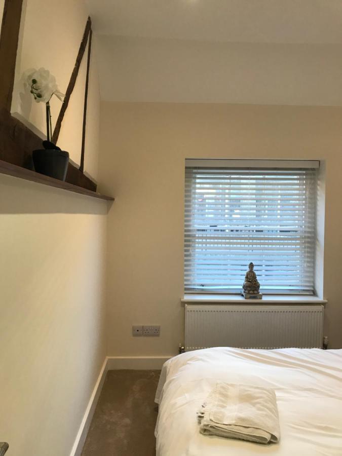 The Warren @ Short Stays Basingstoke Extérieur photo